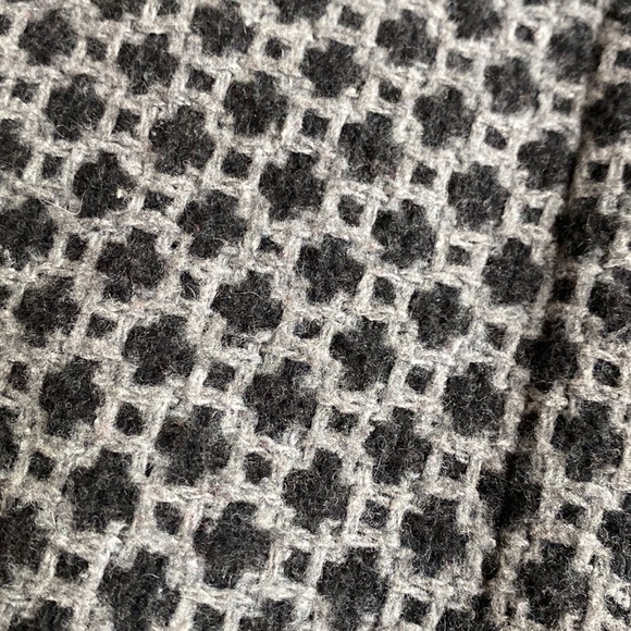 Geometric style coat - Picture 10 of 17